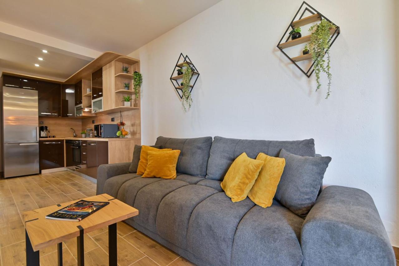 Apartment Sunset Trogir Exterior foto